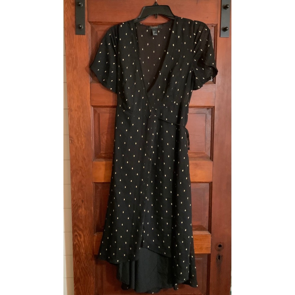 Forever 21 Contemporary Black Gold Metallic Embroidered Wrap Dress L Asymmetric